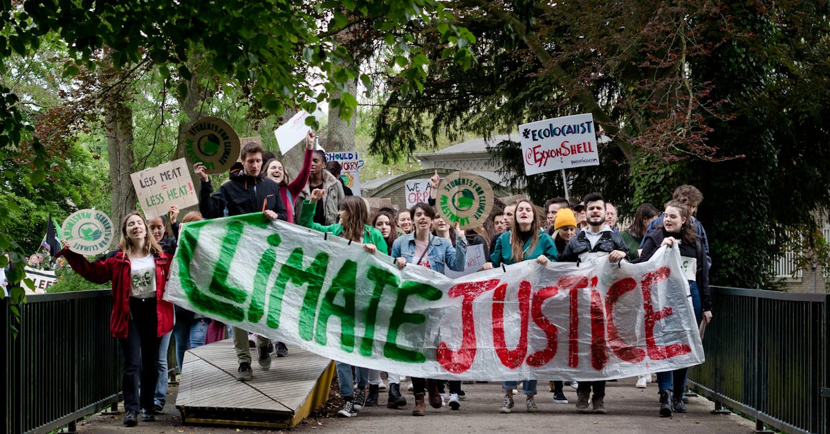 découvrez les enjeux du changement climatique, ses impacts environnementaux, économiques et sociaux, ainsi que les actions pour préserver notre planète et lutter contre ce phénomène mondial.