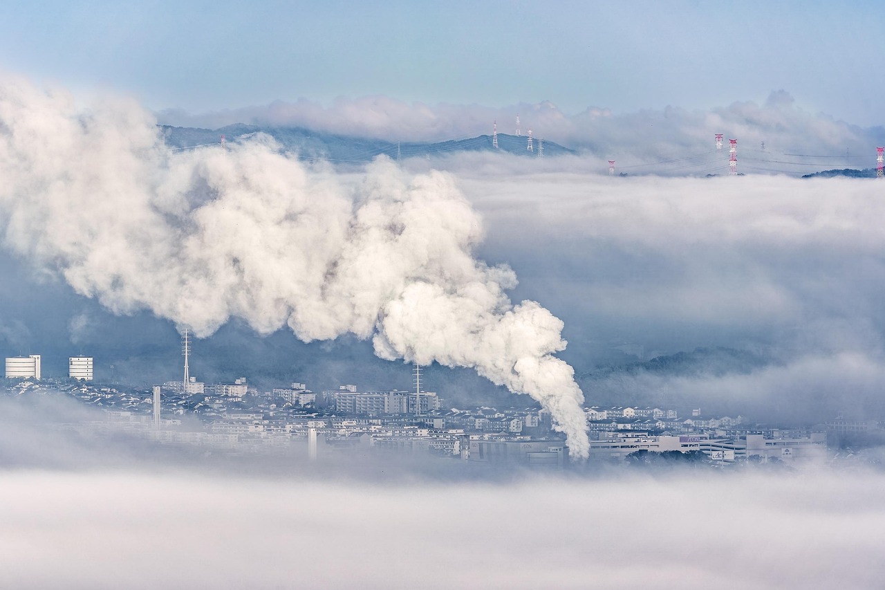 découvrez ce qu'est l'empreinte carbone, son impact sur l'environnement et les moyens de réduire votre propre empreinte pour contribuer à la lutte contre le changement climatique.