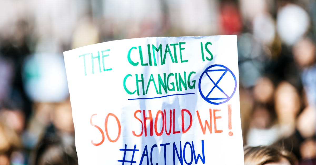 découvrez les enjeux cruciaux du changement climatique, ses impacts sur notre planète et les solutions innovantes pour construire un avenir durable. engagez-vous dans la lutte contre le réchauffement climatique pour préserver notre environnement pour les générations futures.
