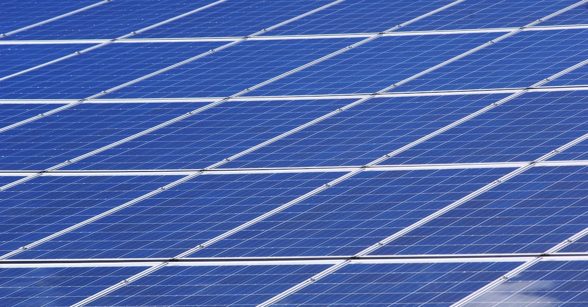 découvrez l'énergie renouvelable, une solution durable pour un avenir plus vert. explorez les différentes sources d'énergie renouvelable comme le solaire, l'éolien et l'hydraulique, et apprenez comment elles peuvent réduire votre empreinte carbone tout en offrant des alternatives économiques et respectueuses de l'environnement.